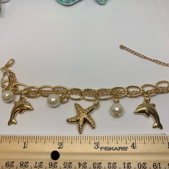 (A1) Gold Dolphins & starfish Bracelet/Anklet - Picture 4 of 4